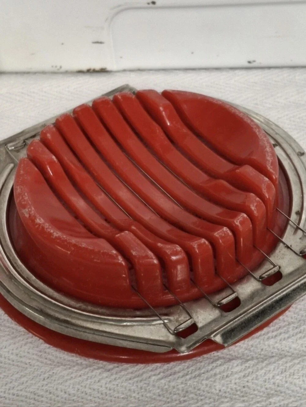 Medco Vintage Red Egg Slicer MCM Plastic Stainless Steel Kitchen Collectible USA